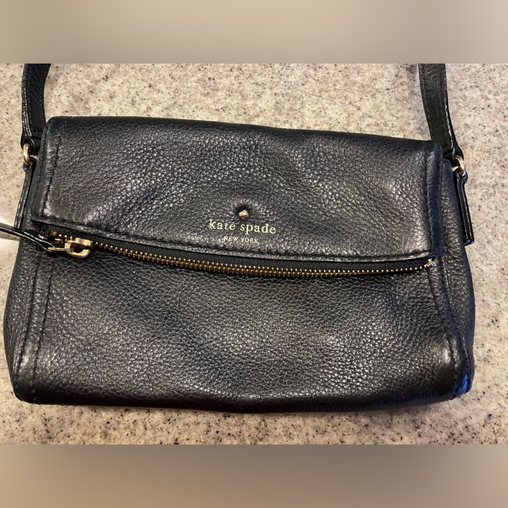 Kate Spade black pebbled leather purse